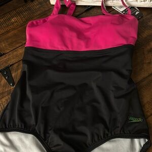 Women’s Speedo one piece size 8